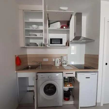 Studio + Parking En Residence. Bail Mobilite Possible.